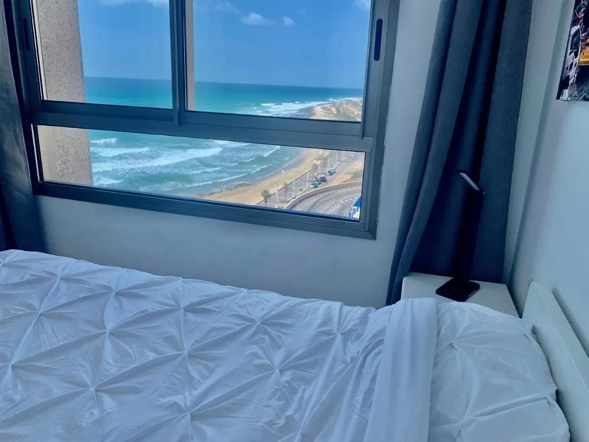 חיפה Luxurious Beach Apartment מלון דירות